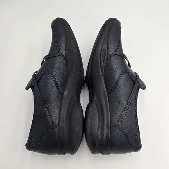 Clarks In Motion Womens 7 M Navy Blue Leather Slip On Shoes Loafers Comfort Foam - Picture 9 of 10